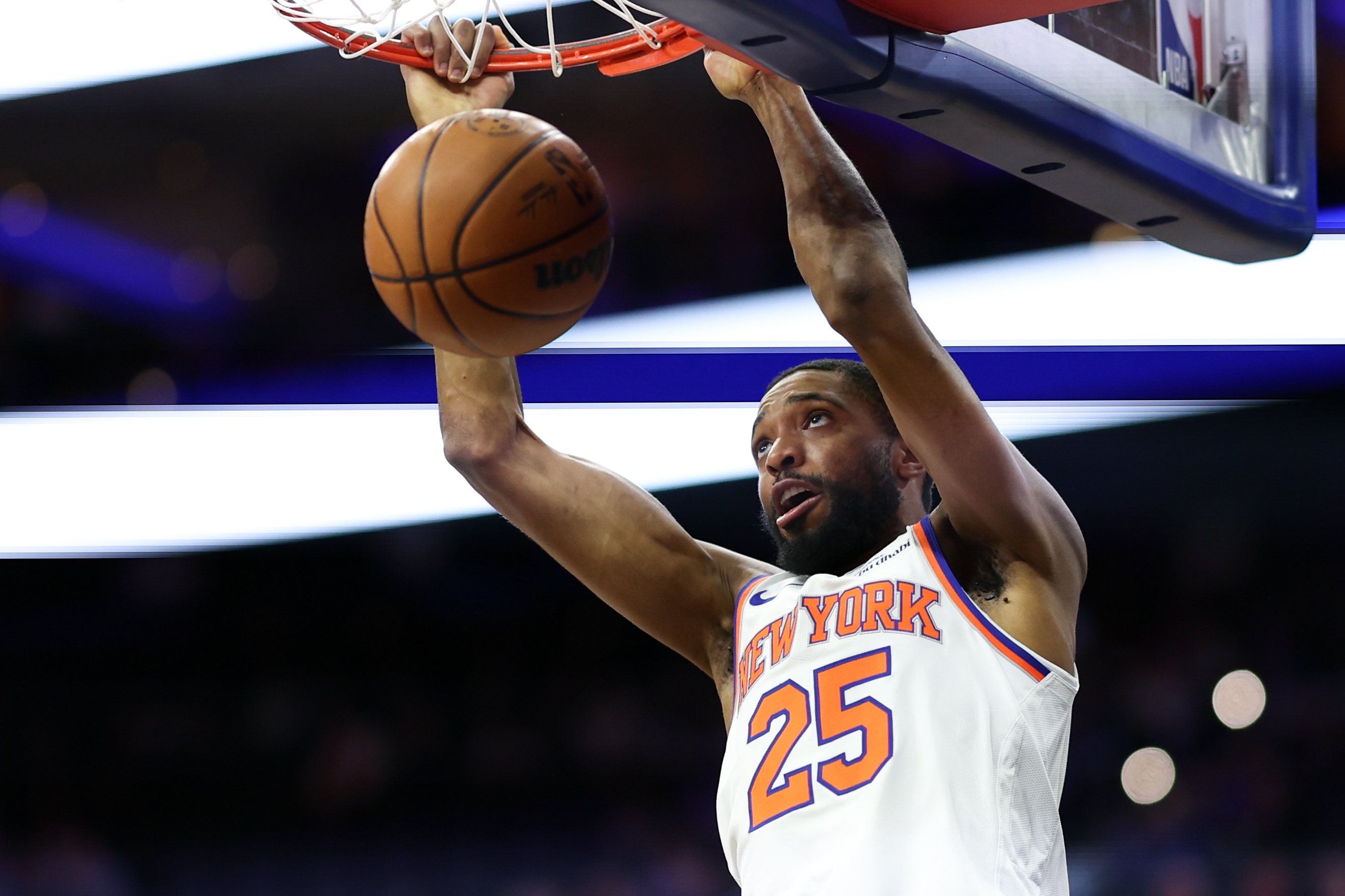 世界杯官方软件下载-大桥：马刺是支出色的队伍 我们必须拿出最佳状态