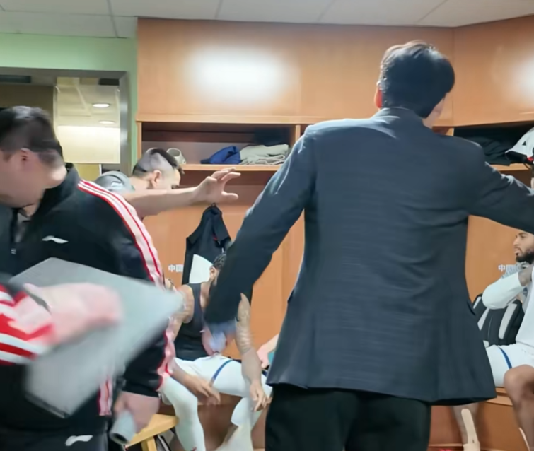 世界杯最新版本下载-淘汰浙江更衣室！邱彪体恤外援，总结变认哥现场，与全队打成一片