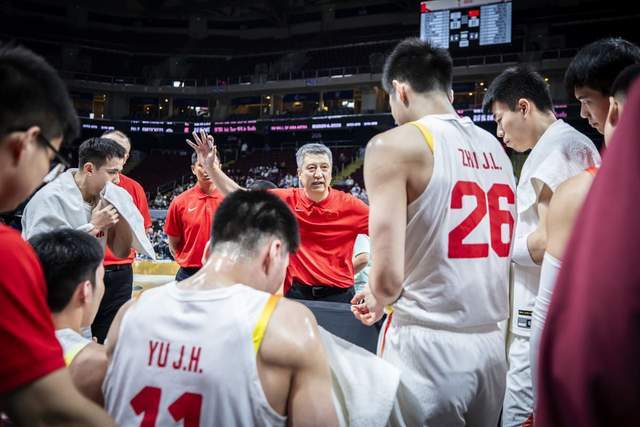 世界杯直播软件更新-如鲠在喉！中国男篮7分险胜，5人闪耀，5人崩盘，郭士强难言满意