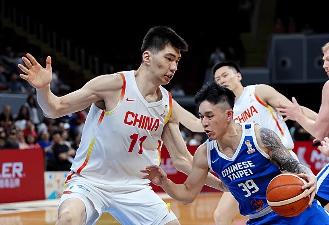 男篮4将打服黑粉！继伟李弘权主导末节，余嘉豪回暖，小高太好用