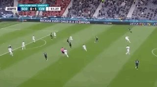 世界杯官方安装包-【史话】媲美小贝小罗！希克超远程吊门勾起传世回忆