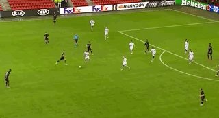 世界杯官方安装包-【史话】媲美小贝小罗！希克超远程吊门勾起传世回忆